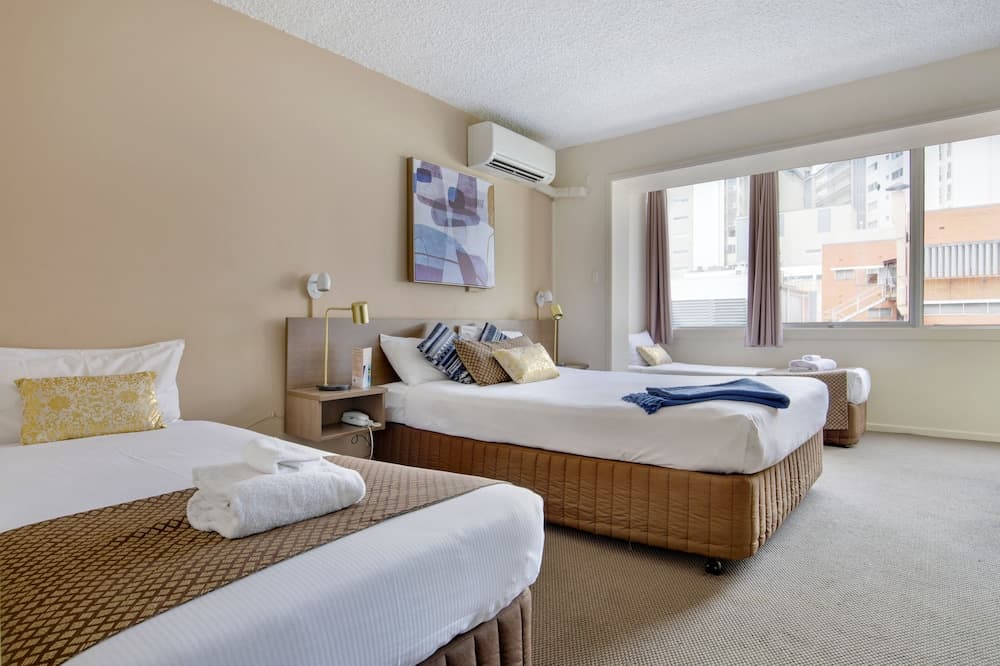 The Metropolitan Spring Hill