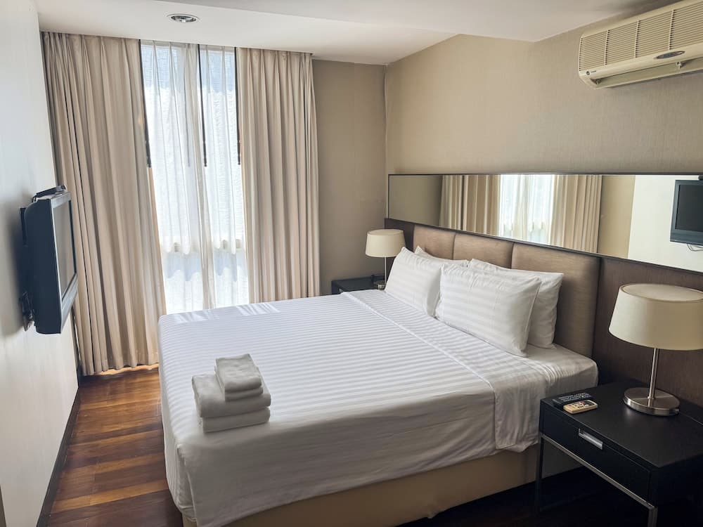 The Narathiwas Hotel & Residence Sathorn Bangkok