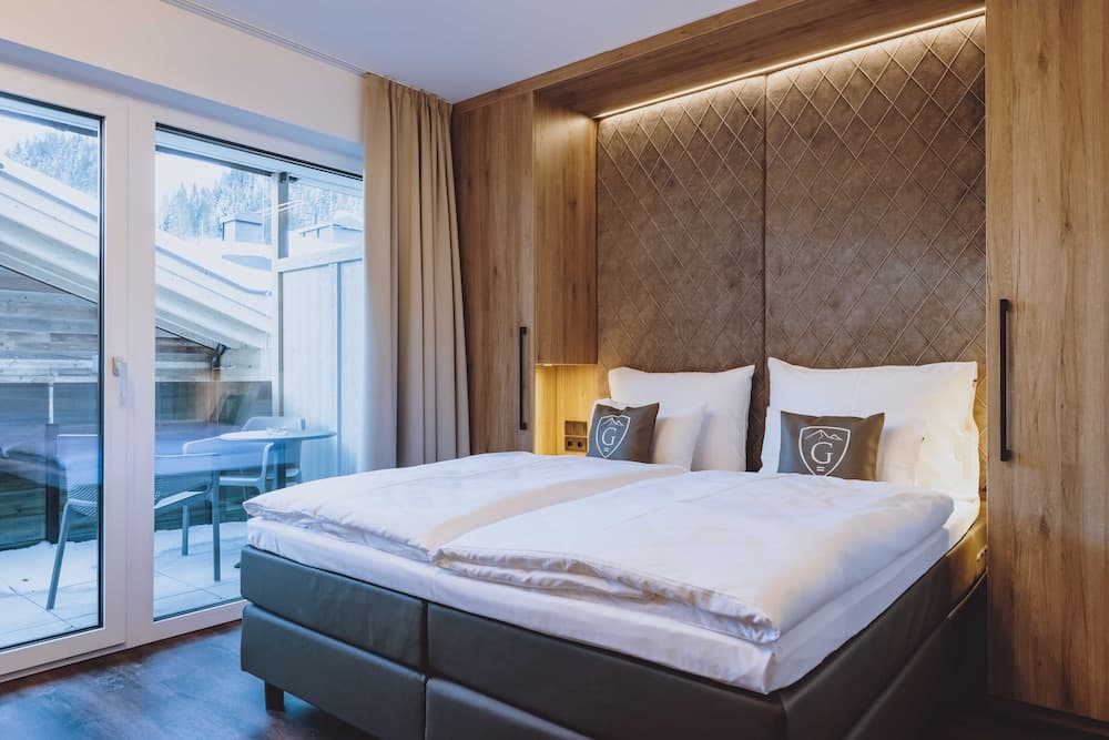 GLEMM by AvenidA Superior Hotel & Residences