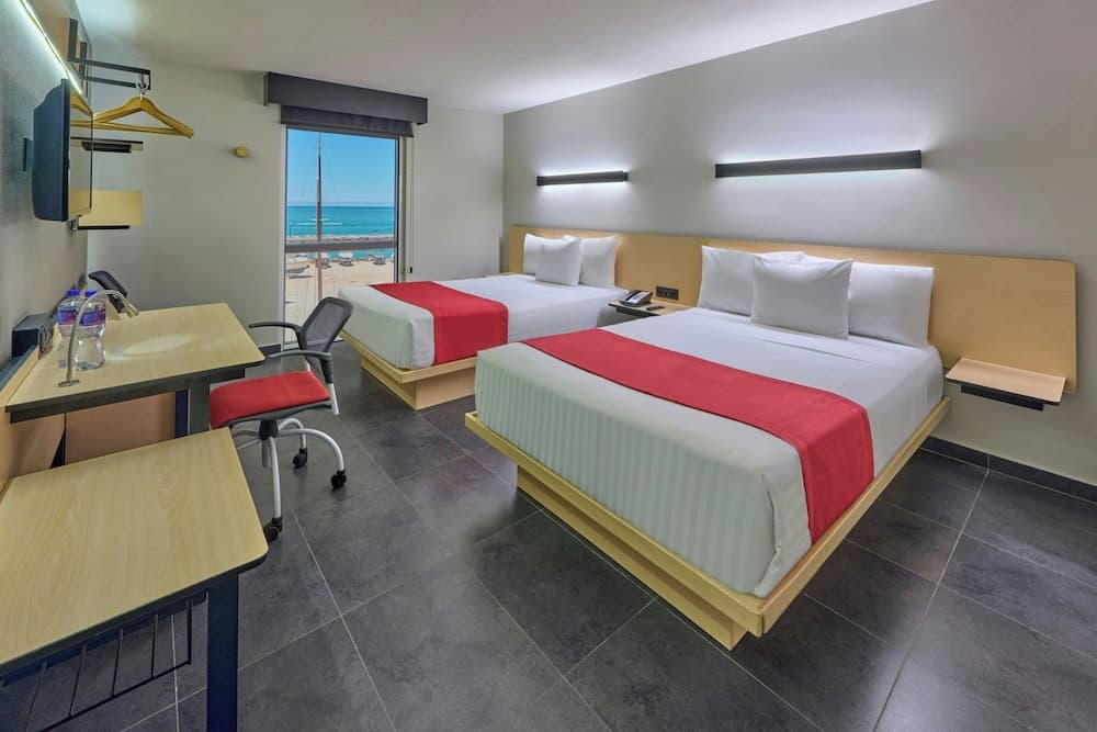 City Express by Marriott La Paz