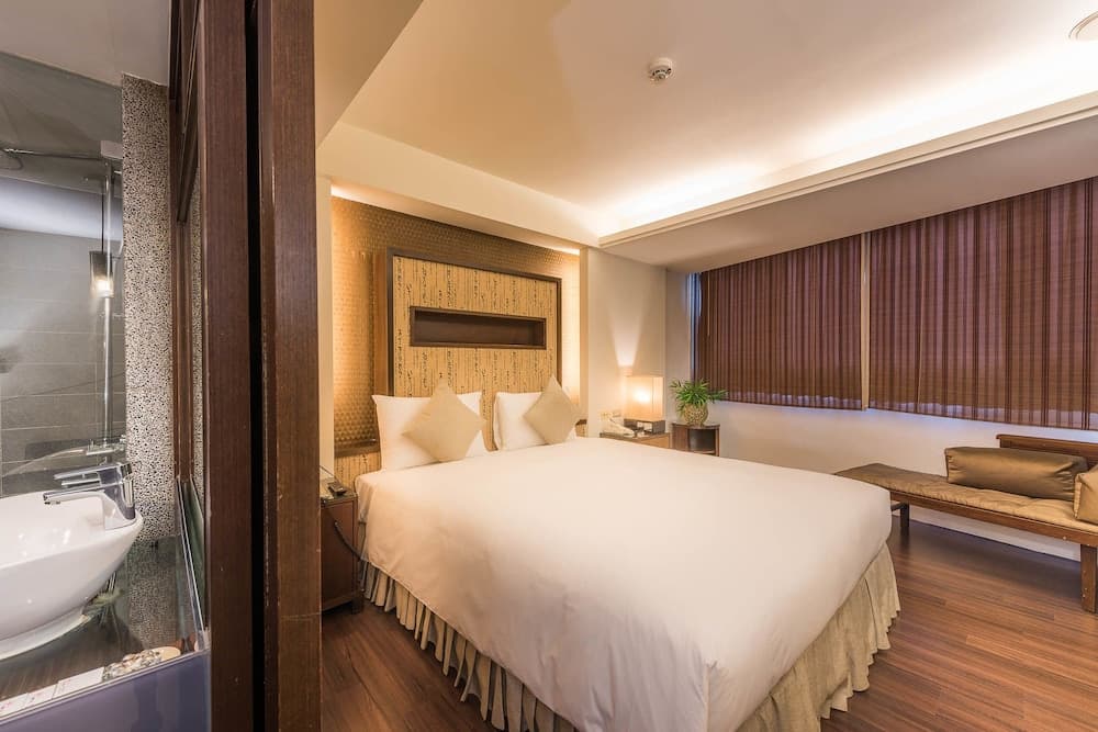 Shin Yuan Celeb Metro Hotel