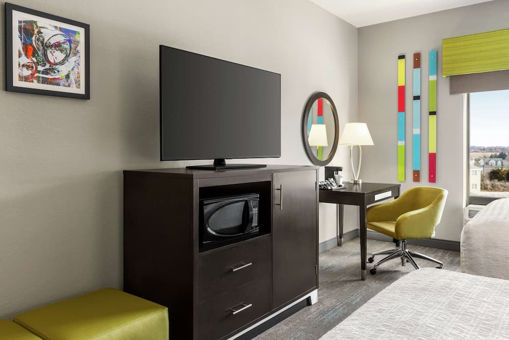 Hampton Inn & Suites York South