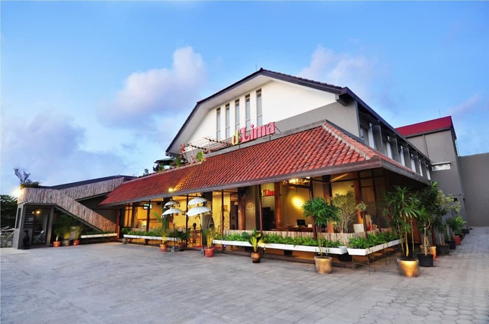 hotel image