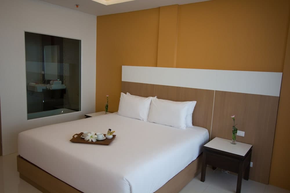 Chanalai Hillside Resort, Karon Beach