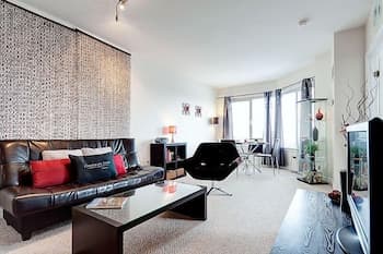 Corporate Stays 50 Laurier Apartment