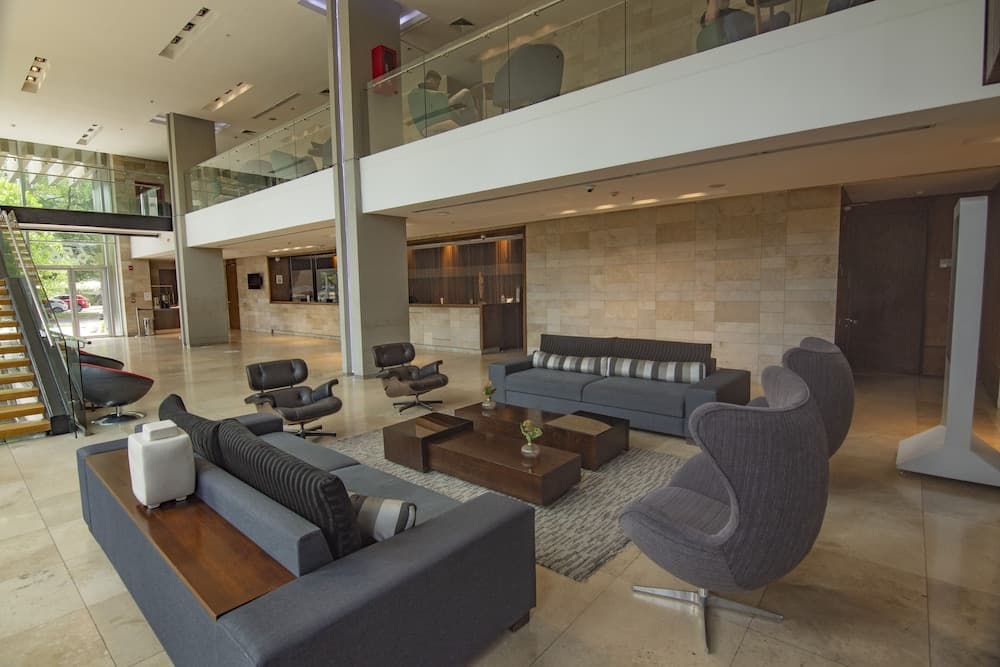 Radisson Blu Plaza El Bosque Santiago