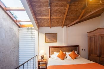 Estrada Hotel & Bistro