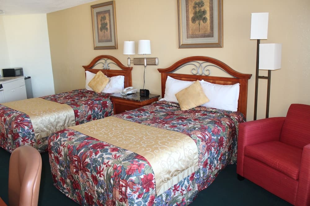 Grand Prix Motel on the Beach