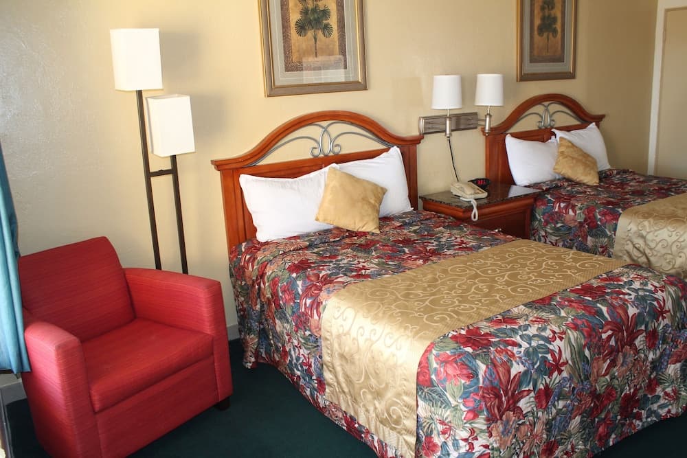 Grand Prix Motel on the Beach