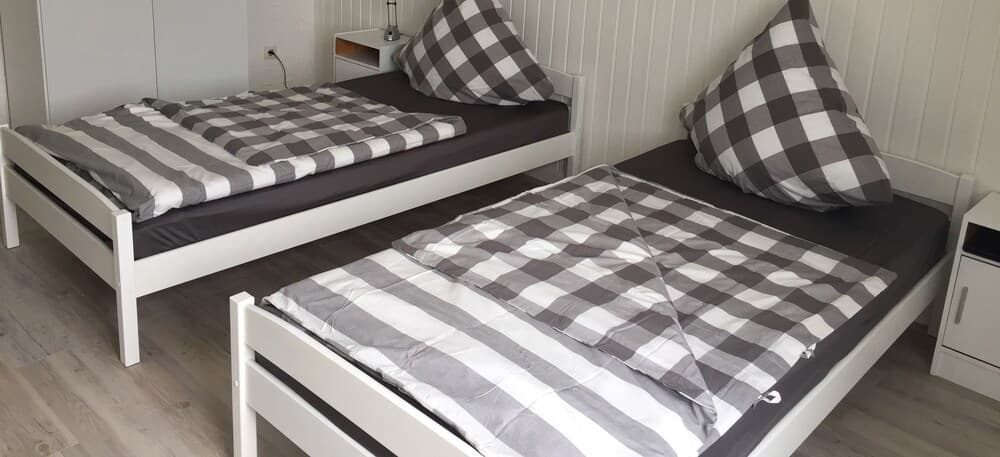 HAJ Apartment World  - room agency-