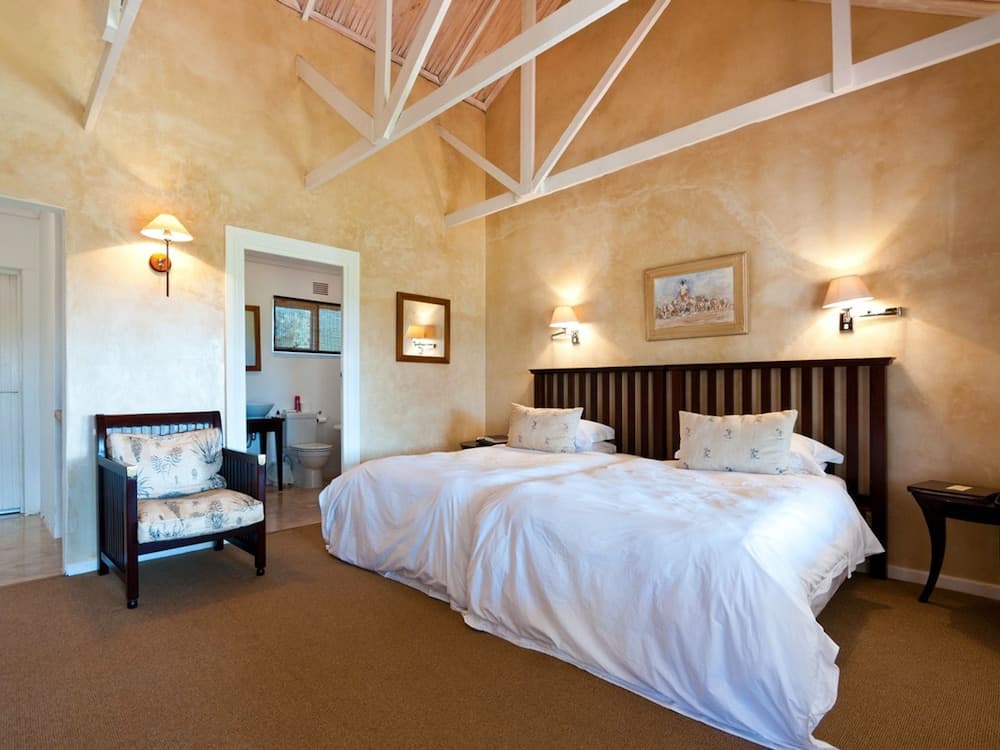 Leeuwenbosch Country House - Amakhala Game Reserve