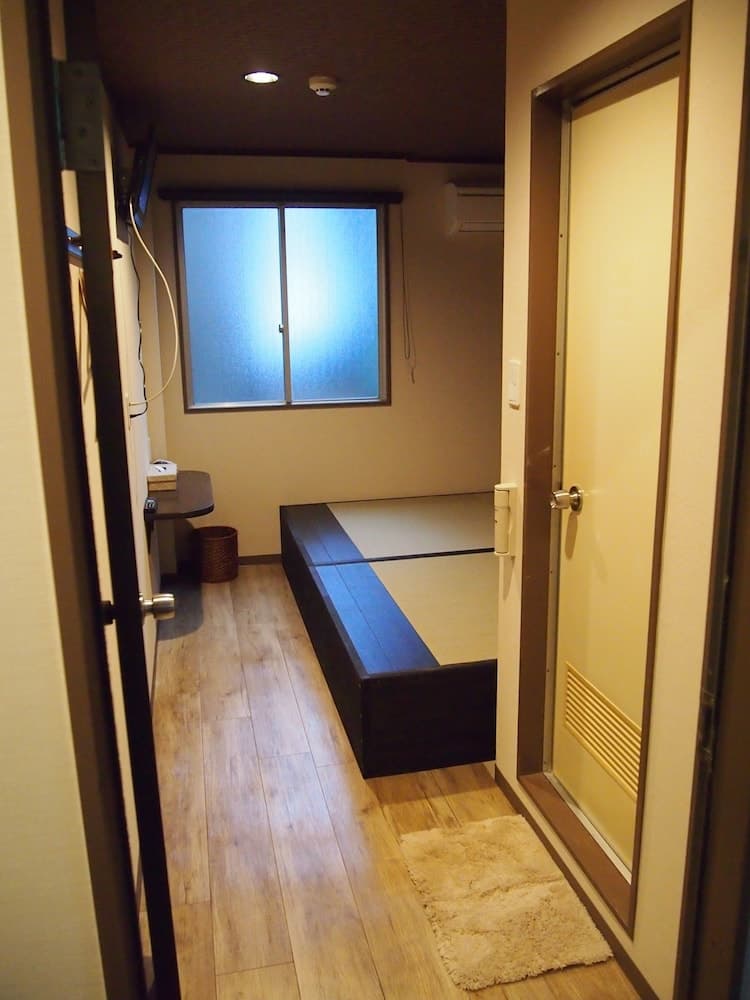 Fukuoka Hana Hostel