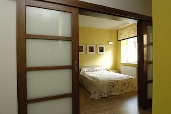 Home & Travel Apartments