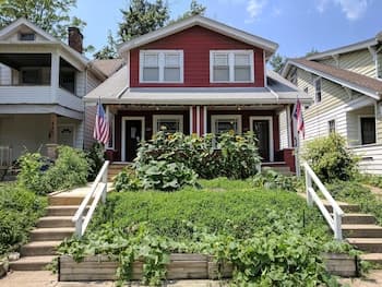 The Wayfaring Buckeye Hostel