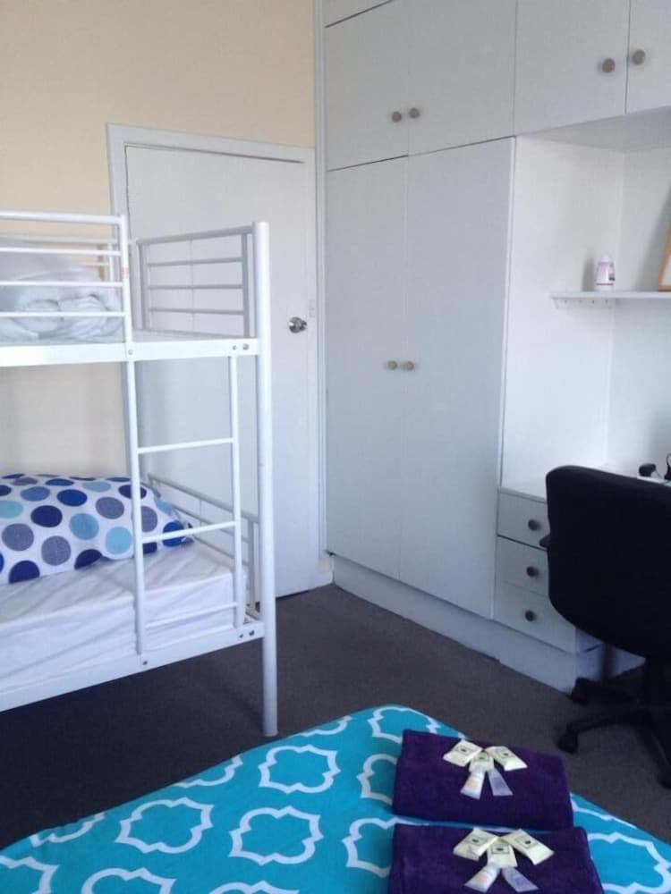 Port Adelaide Backpackers