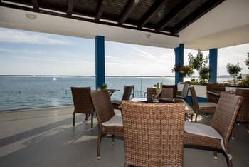 Beachfront Apartmants Zanic