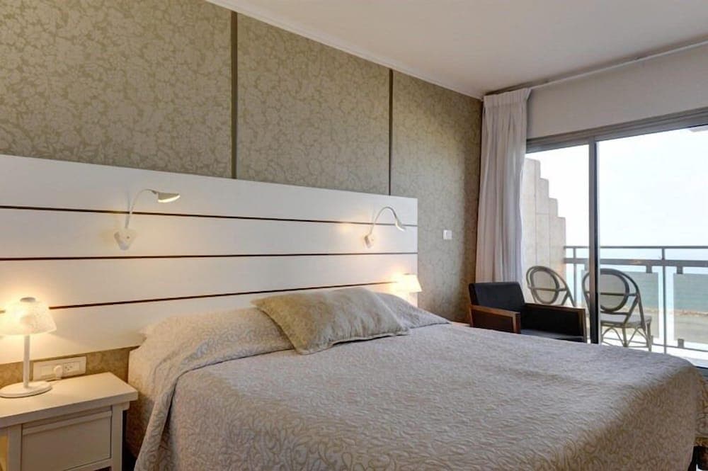 Residence Beach Hotel