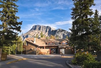 HI Banff Alpine Centre - Hostel