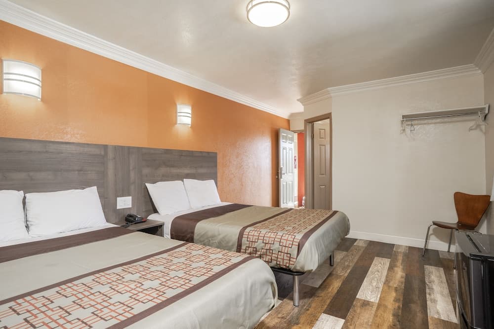 Economy Inn Hollywood