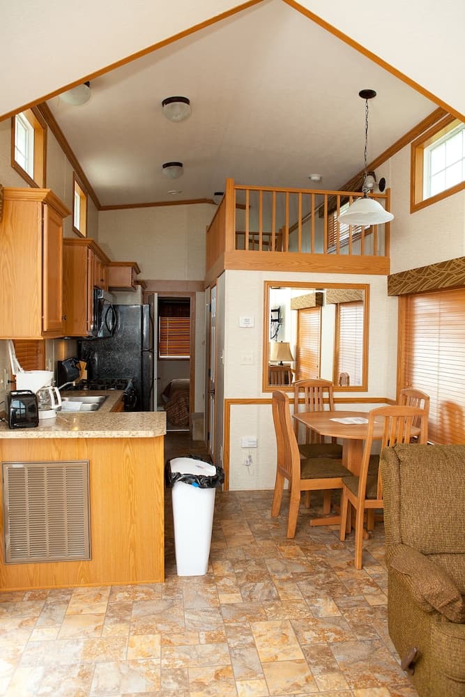 Sun Retreats New Point