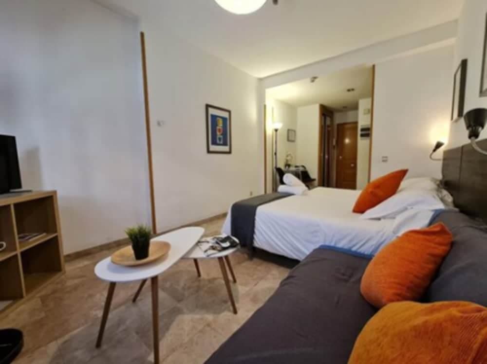 Stylish City Apartments