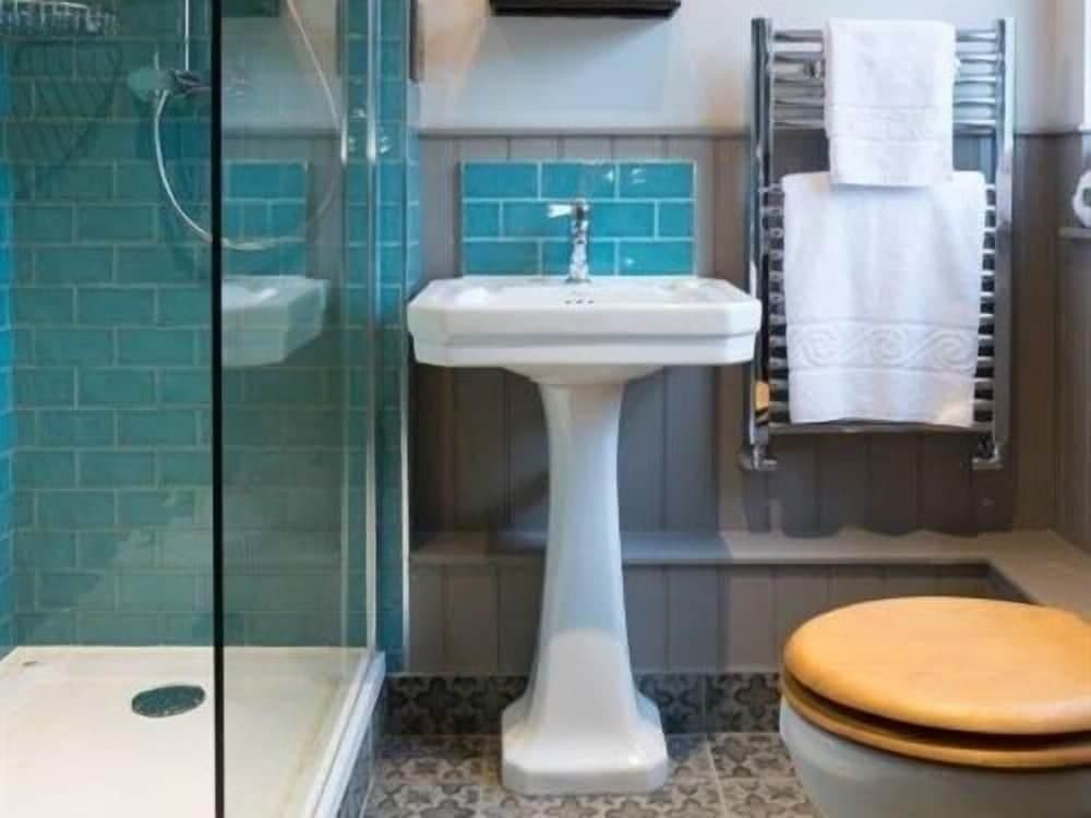 Dartmoor Halfway Inn