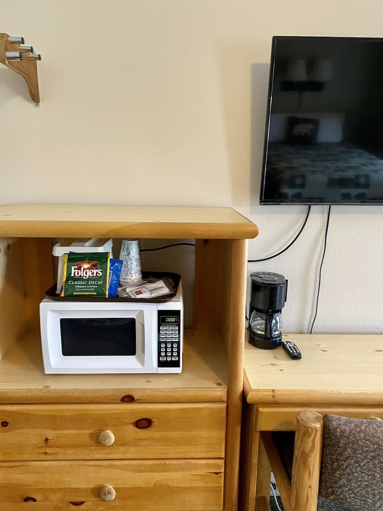 Green Creek Inn and RV Park