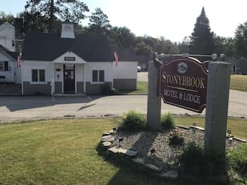 Stonybrook Motel & Lodge