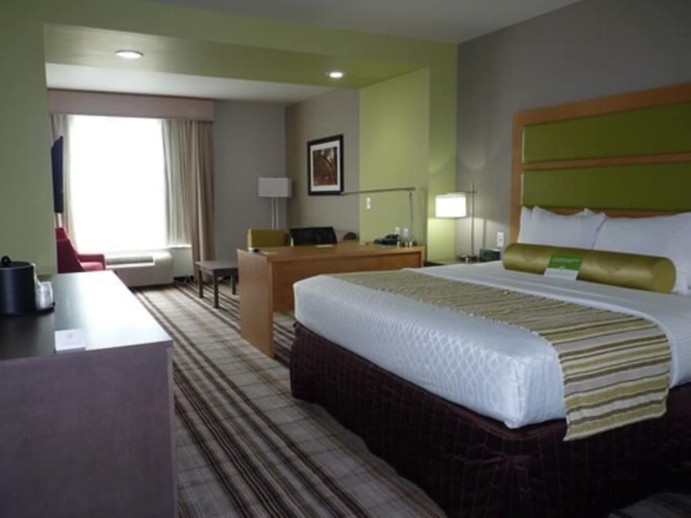 La Quinta Inn & Suites by Wyndham Paducah