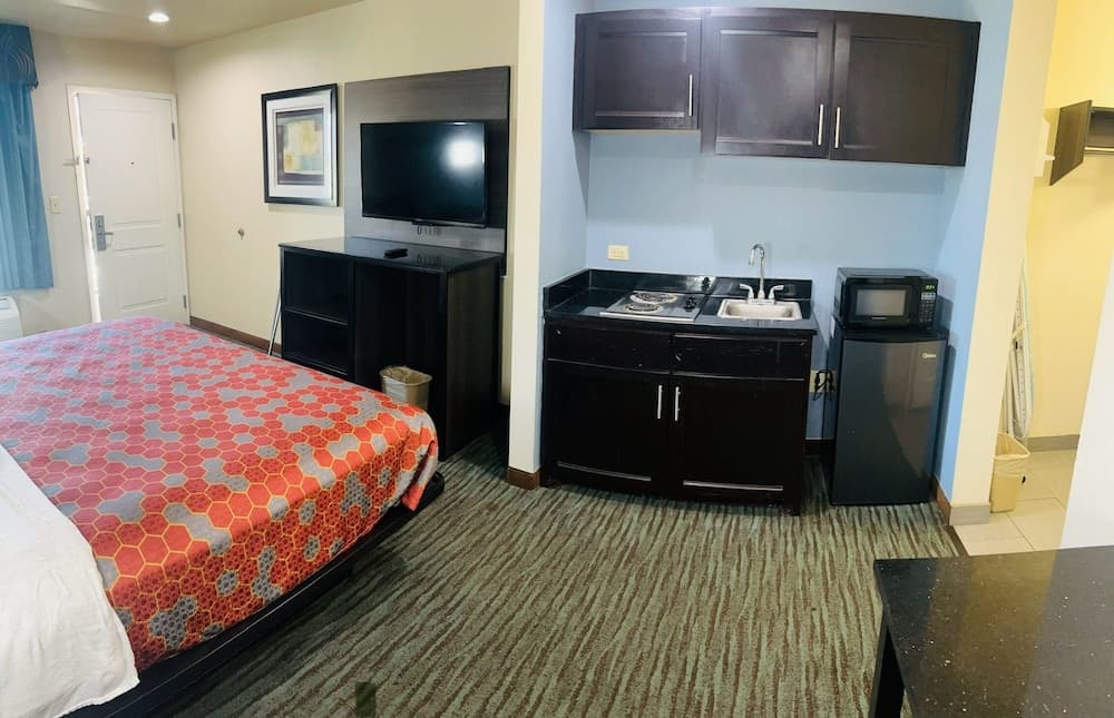 Garden Inn and Suites Little Rock