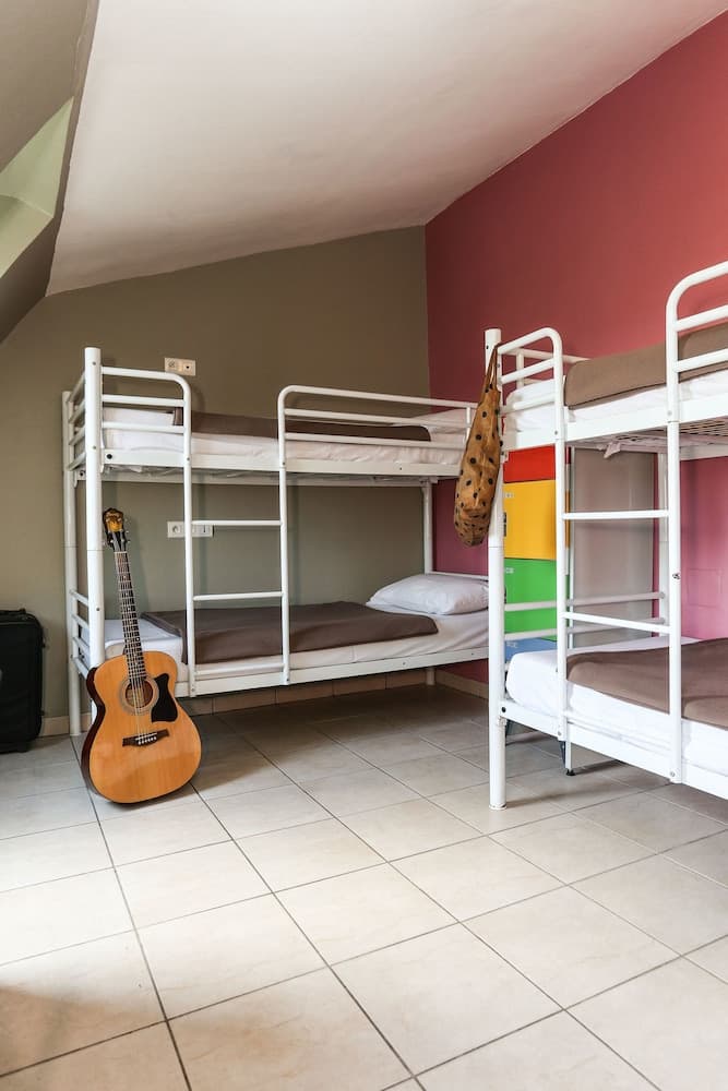 Le Montclair Montmartre by River - Hostel