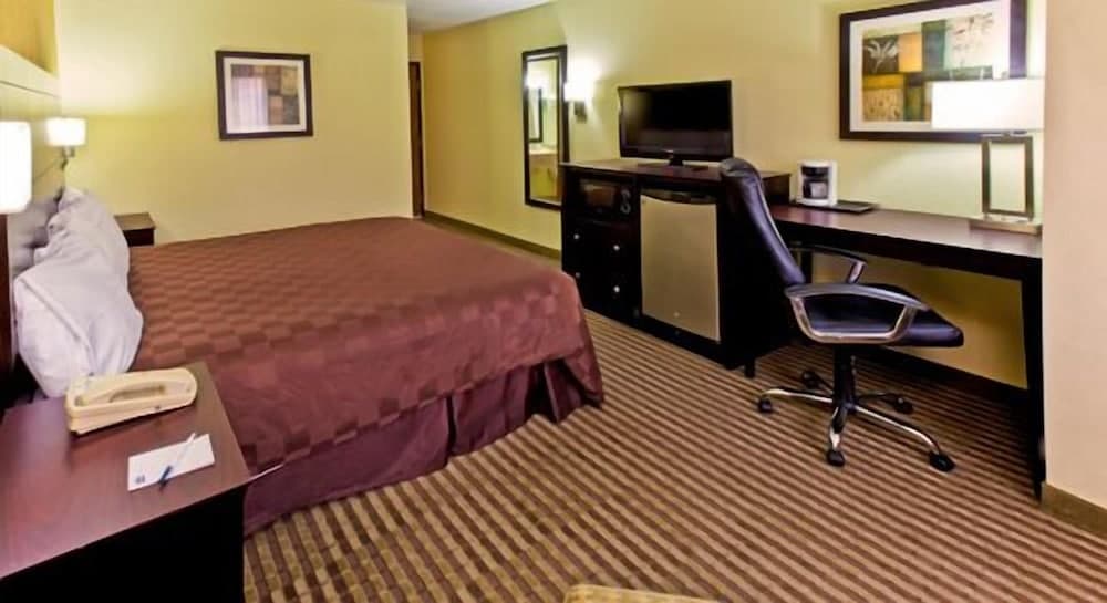 AmericInn by Wyndham Council Bluffs