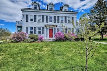 Youngtown Inn & Restaurant