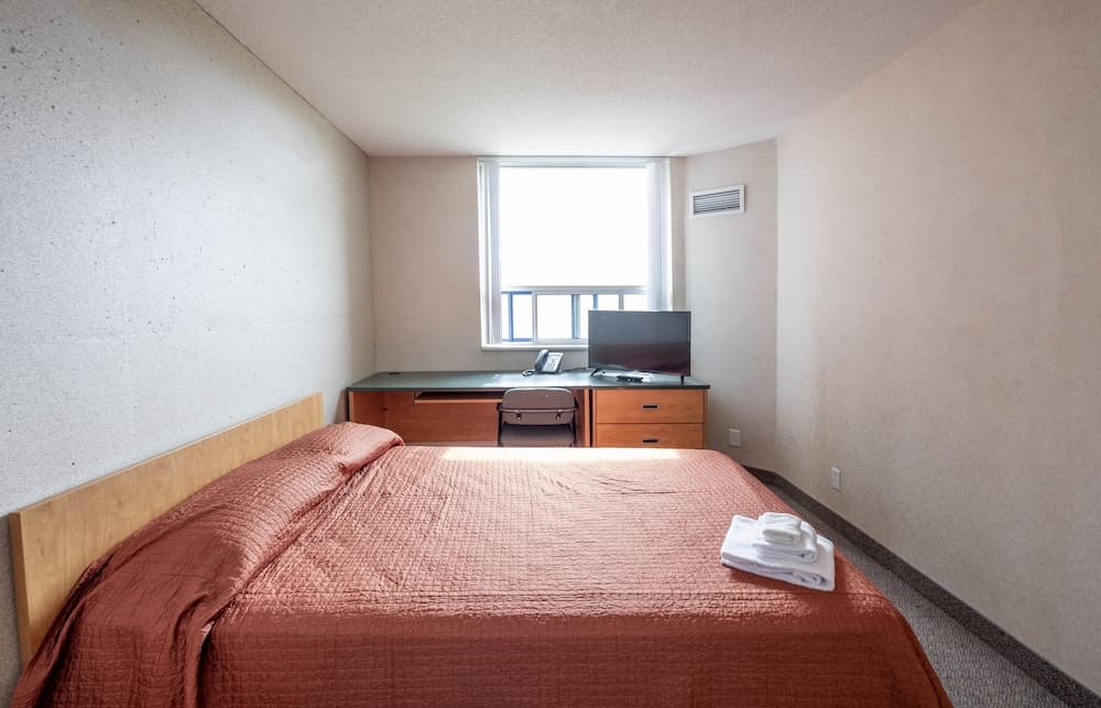 Residence & Conference Centre - Barrie