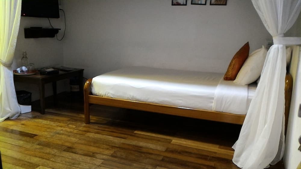 Noordin Street House