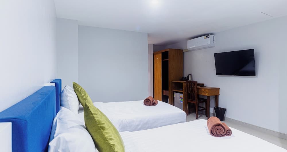 Silla Patong Boutique