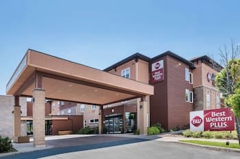 Best Western Plus Bathurst Hotel & Suites