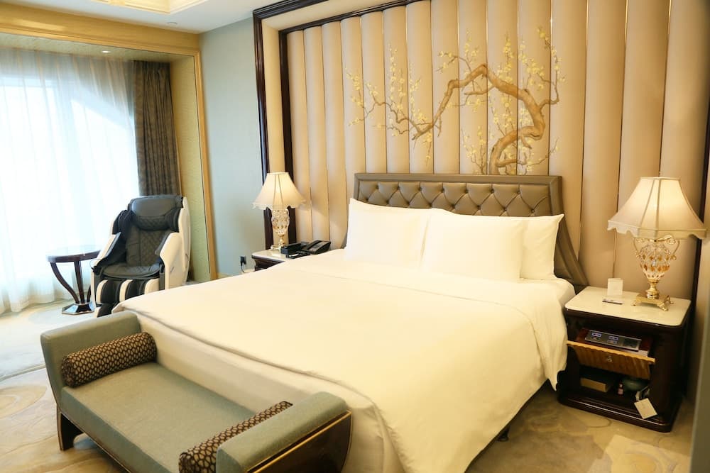 Wanda Reign Wuhan