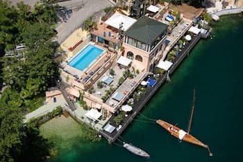 Residence Vecchio Porto Excelsior