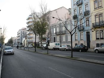 Lisbon Style Guesthouse