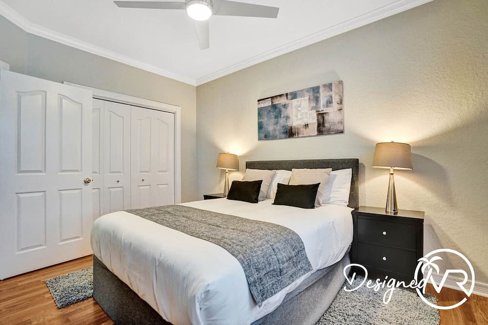 Casa Mila 7BR with Private Heated POOL