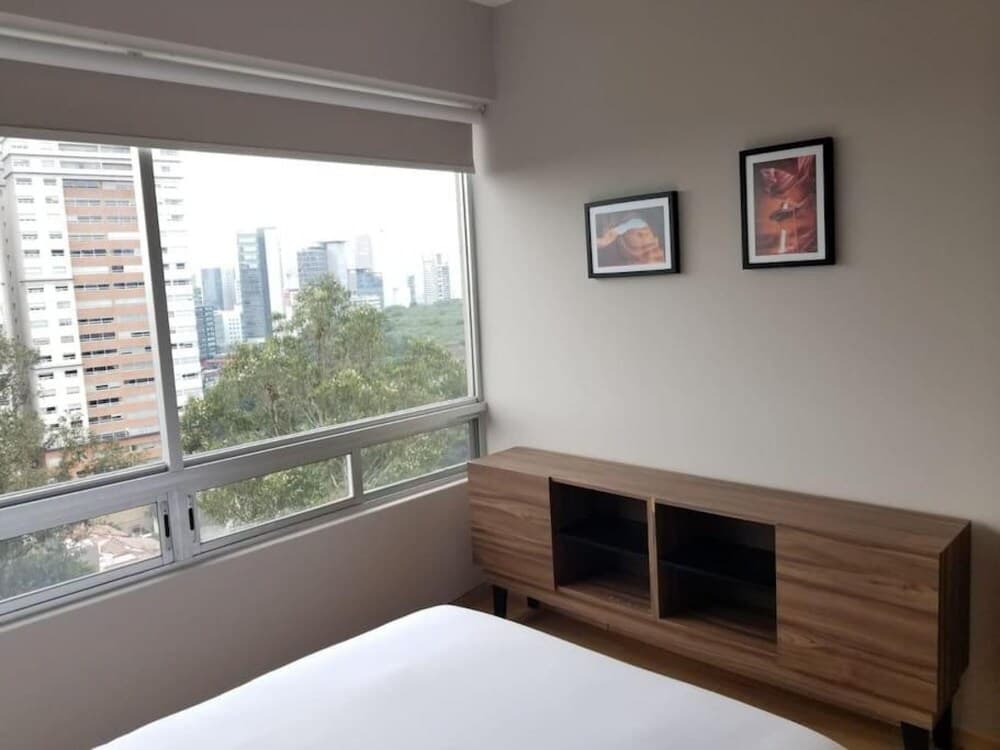 Great for Families BIG Condo W Children Playroom