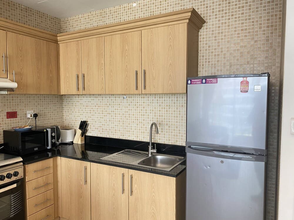 Lux BnB MayFair Tower Business Bay