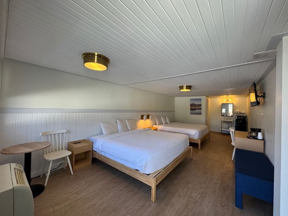 Maple Leaf Inn - Lake Placid