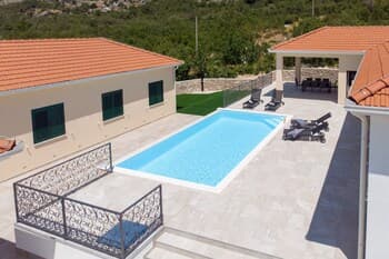 Luxury Villa Phoenix