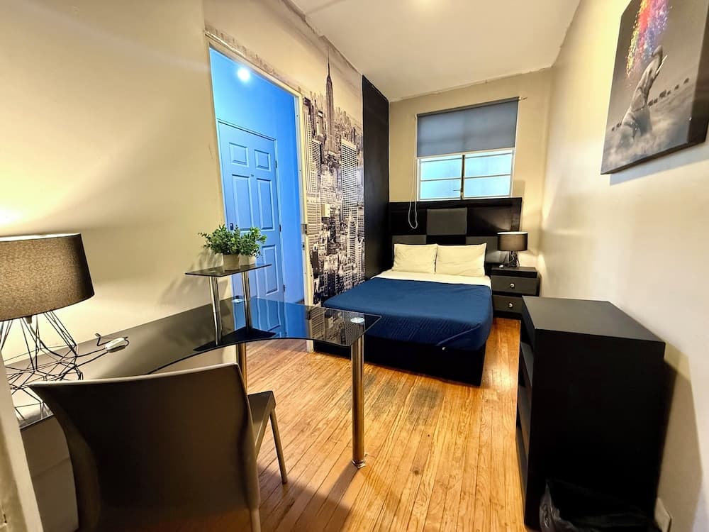 RMS Hostal - Condesa