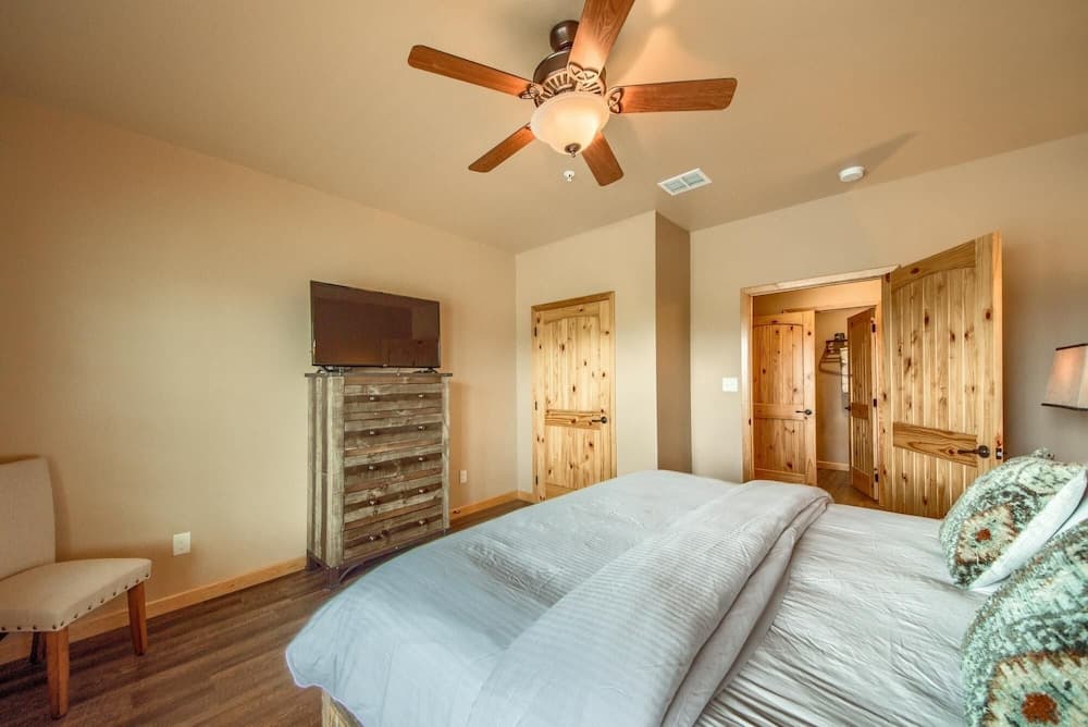 Old Mills Resort OM A6