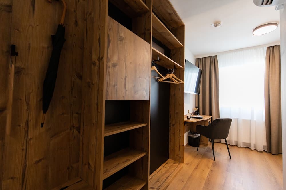 Self-Check-in Hotel VinoQ Zistersdorf