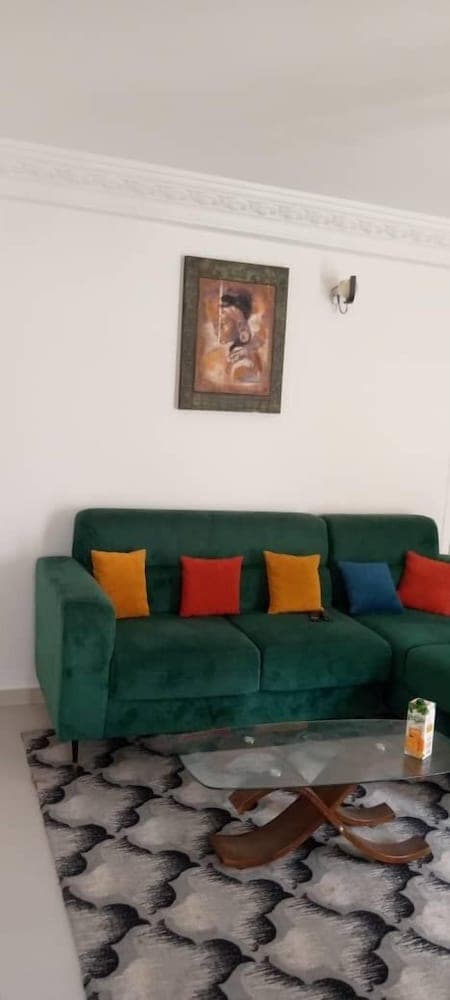 STUDIO OUEST FOIRE DAKAR