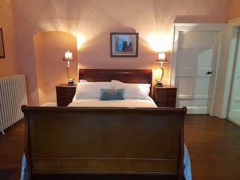 2 Bed Suite With Tea/coffee Making Facilities